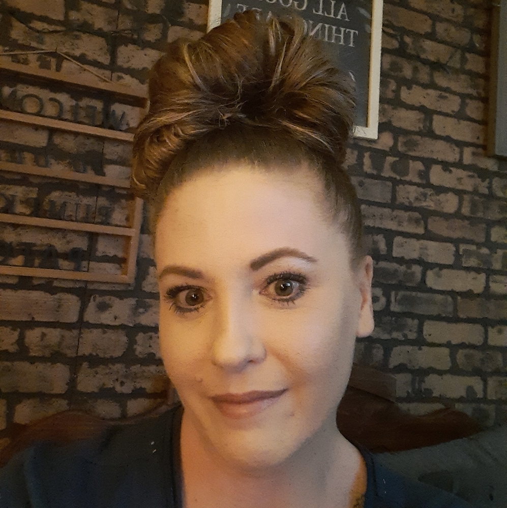 Meet your Posher, Jessica